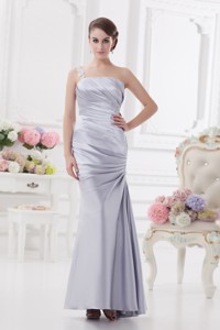 Column One Shoulder Beading And Ruching Celebrity Dress In Lavender