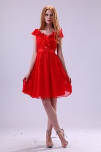 Red V-neck Party Dress With Flowers Knee-length