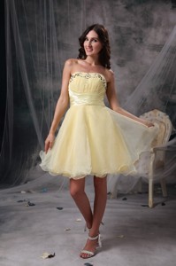 Remarkable Light Yellow Cocktail Dress Strapless Beading And Ruch Orangza Knee-length
