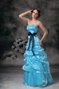 Beautiful Aqua Blue Strapless Pageant Dress With Appliques