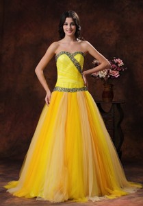 Yellow Sweerheart Beaded Decorate On Tulle Dama Dress For Quinceanera In Phoenix Arizona