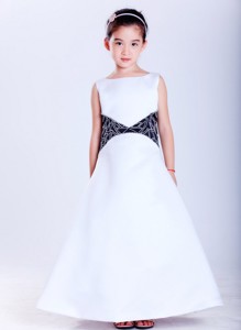 White And Black Scoop Ankle-length Satin Embroidery Flower Girl Dress