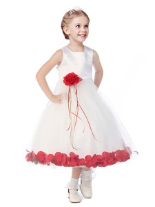 Wonderful Tulle Scoop Flower Girl Dress with Hand Made Flowers and Appliques 