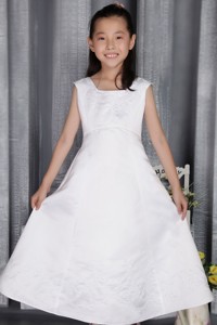 White Princess Square Floor-length Satin Embriodery Flower Girl Dress