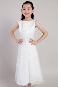White Scoop Tea-length Taffeta And Organza Appliques Flower Girl Dress