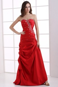 Wine Red Sweetheart Beading And Pick-ups Ruching Prom Dress