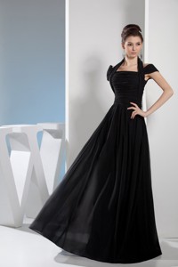 Noble Column Halter-top Floor-length Ruching Black Prom Dress