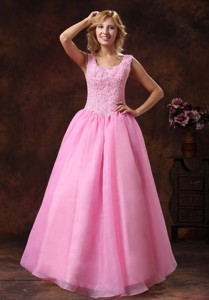 Rose Pink Wide Scoop Lace-up Princess Sweet 16 Dress For Party Appliques Decorate