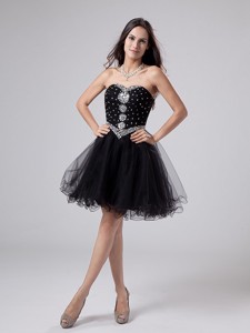 Beaded And Rhinestones Sweetheart Black Prom / Sweet 15 Dress Mini-length For Club