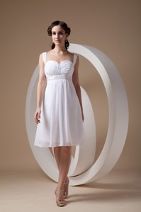 White Column / Sheath Straps Knee-length Chiffon Beading Prom Dress 