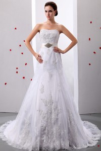 Elegant Princess Strapless Tulle Appliques And Beading Court Train Wedding Dress