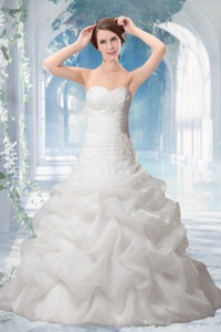 Elegant Princess Sweetheart Wedding Dress With Appliques