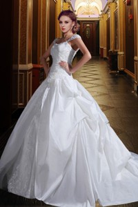Puffy Wide Straps Wedding Dress with Appliques and Ruffles 