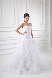 Romantic Sweetheart Court Train Wedding Dress With Beading And Ruffles