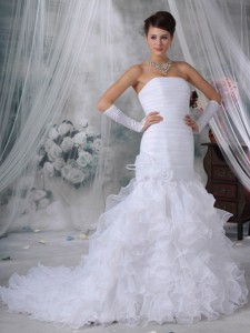 Beautiful Mermaid Strapless Court Train Organza Handle Flowers Wedding Dress 