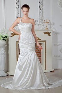 Luxurious Mermaid One Shoulder Brush Train Taffeta Beading Wedding Dress 