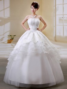 Sweet Ruffled Layeres Applqiues Decoate Bust Wedding Gowns With Organza In Forssa Finland 