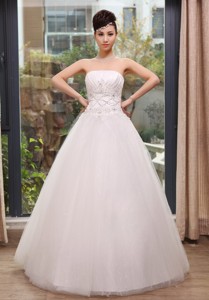 Alpirsbach Germany Appliques With Beading Decorate Bodice Strapless Floor-length Tulle Wedding