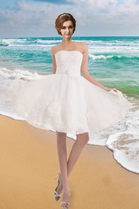 Sweet Strapless Princess Appliques Beach Wedding Dress with Lace 