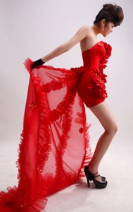 Column / Sheath Red Strapless Chiffon Handle-Made Flowers Watteau Prom Dress