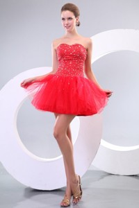 Red Sweetheart Beading Tulle Mini-length Prom Dress