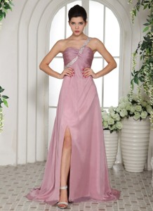 One Shoulder High Slit Lavender Prom Dress With Ruch And Beading