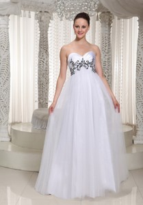 White Appliques Graduation Dress For Formal Evening With Sweetheart Floor-length