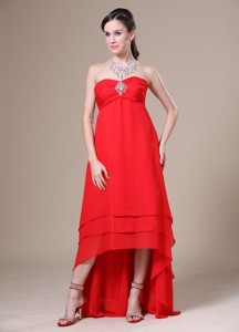 Red High-low Ruched Decorate Bust Graduation Dress With Beading