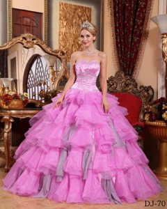 Pink Ball Gown Sweetheart Floor-length Organza Beading Quinceanera Dress