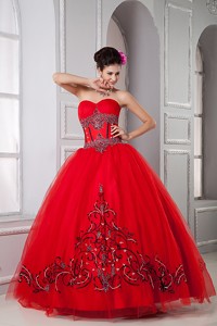 Red Ball Gown Sweetheart Floor-length Tulle Beading Quinceanera Dresss