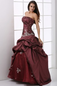 Burgundy Strapless Beading And Appliques Quinceanera Dress
