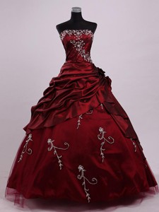 Elegant Strapless Ball Gown Wine Red Sweet 16 Dress With Appliques