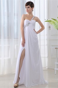 Elegant Empire One Shoulder Ruching Appliques High Slit Brush Train Wedding Dress 