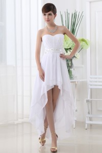 Beading Empire Sweetheart Ruching Belt White Wedding Dress with High-low 