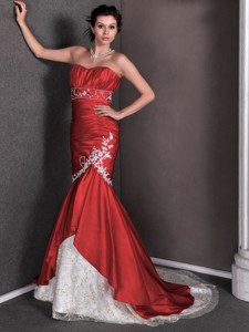 Red Mermaid Sweetheart Court Train Taffeta and Lace Appliques and Ruch Prom Dress 