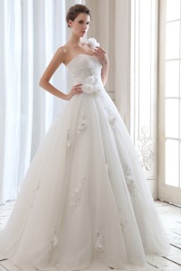 Romantic One Shoulder Floor-length Tulle Beading Wedding Dress