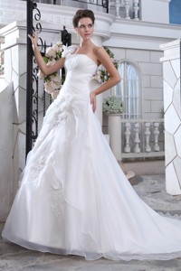 Pretty One Shoulder Court Train Organza Ruch Wedding Dress