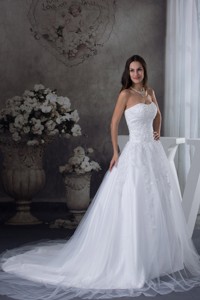 Wedding Dress With Appliques Court Tarin Tulle