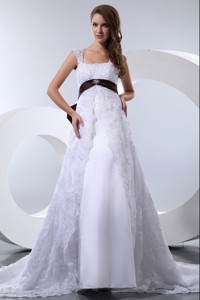 Fashionable Straps Chapel Train Taffeta And Lace Bow Beading Wedding Dress