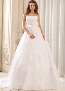 Romantic Princess Sash And Appliques Wedding Gowns With Ruffled Layers Organza For Wedding Part