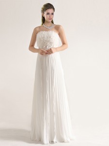 Elegant Empire Strapless Wedding Dress With Ruffles