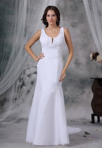 Muscatine Iowa Beaded Decorate Bodice Watteau Train Chiffon Scoop Simple Style Wedding Dress For 201