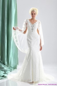 Luxurious V Neck Wedding Dress With Lace And Appliques