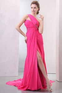 One Shoulder Hot Pink Chiffon Appliques Watteau Train Prom Dress