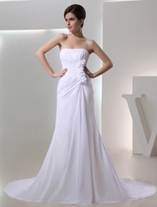 Elegant Column Strapless Court Train Chiffon Ruching White Wedding Dress In