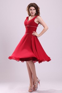 Popular V-neck Prom Dress In Wine Red With Knee-length