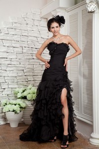 Beautiful Black Sweetheart Prom Dress Organza Beading Brush Trian