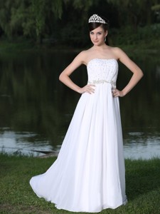 Clearence For Wedding Dress With Strapless Sweep Chiffon In Florida 