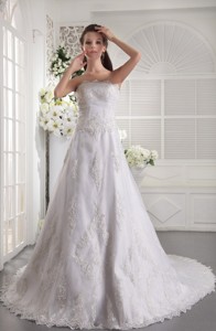 White Princess Strapless Chapel Train Satin And Lace Beading Wedding Dress