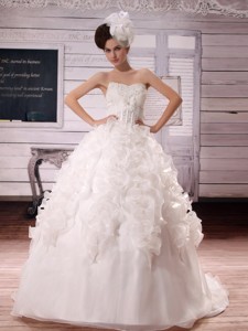 Custom Made Ruffles Appliques With Beading Wedding Dress With Court Train